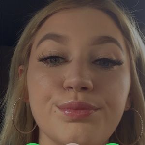 Meet your Posher, Savannah